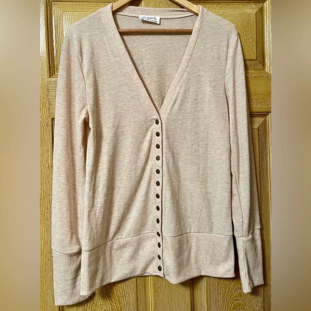 Women’s So Perla Light Beige Cardigan size XL Snap Button
